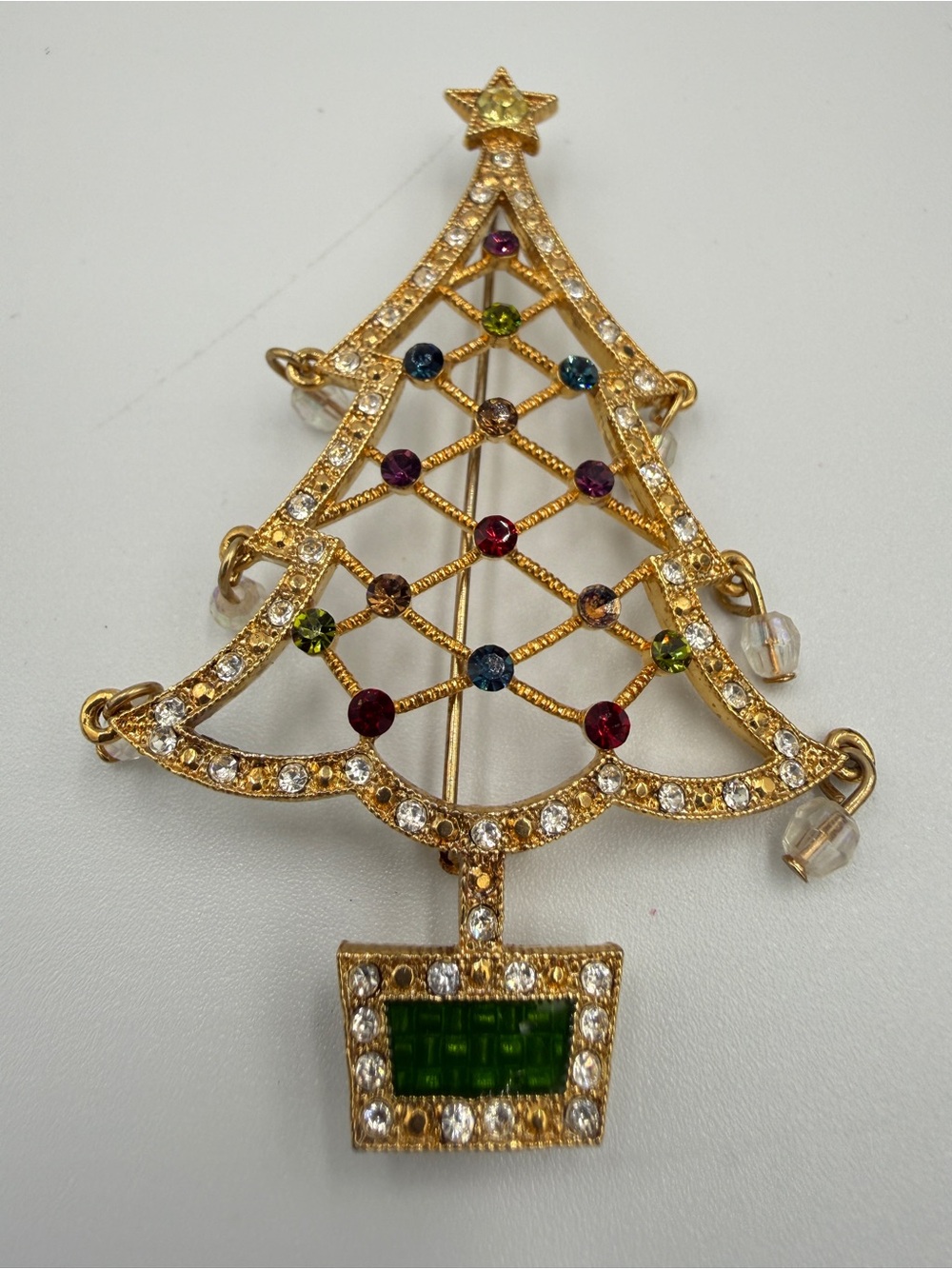 Avon Gold-Tone Multicolor Stone Christmas Tree Brooch